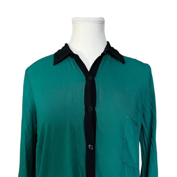 Splendid Collared Button Down Shirt - Picture 2 of 5